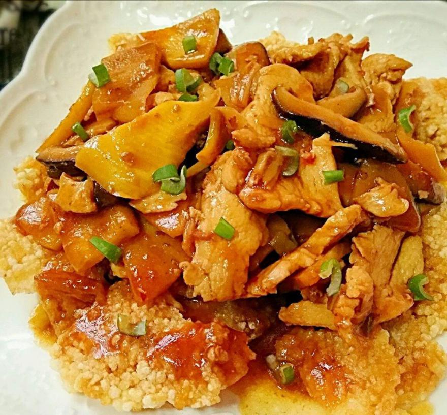 鍋巴肉片簡單又好吃，讓你愛上這樣一道獨特味道的美食