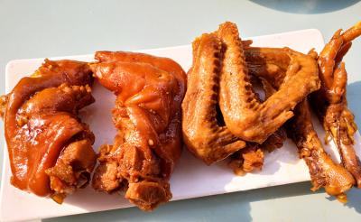 成都熟食鹵菜技術培訓學校哪里好？成都蜀味緣的鹵菜技術培訓
