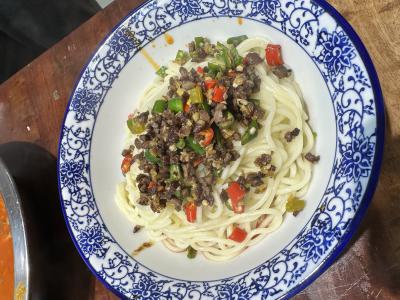如何選擇面食培訓學校？師資力量與教學內容全面性至關重要